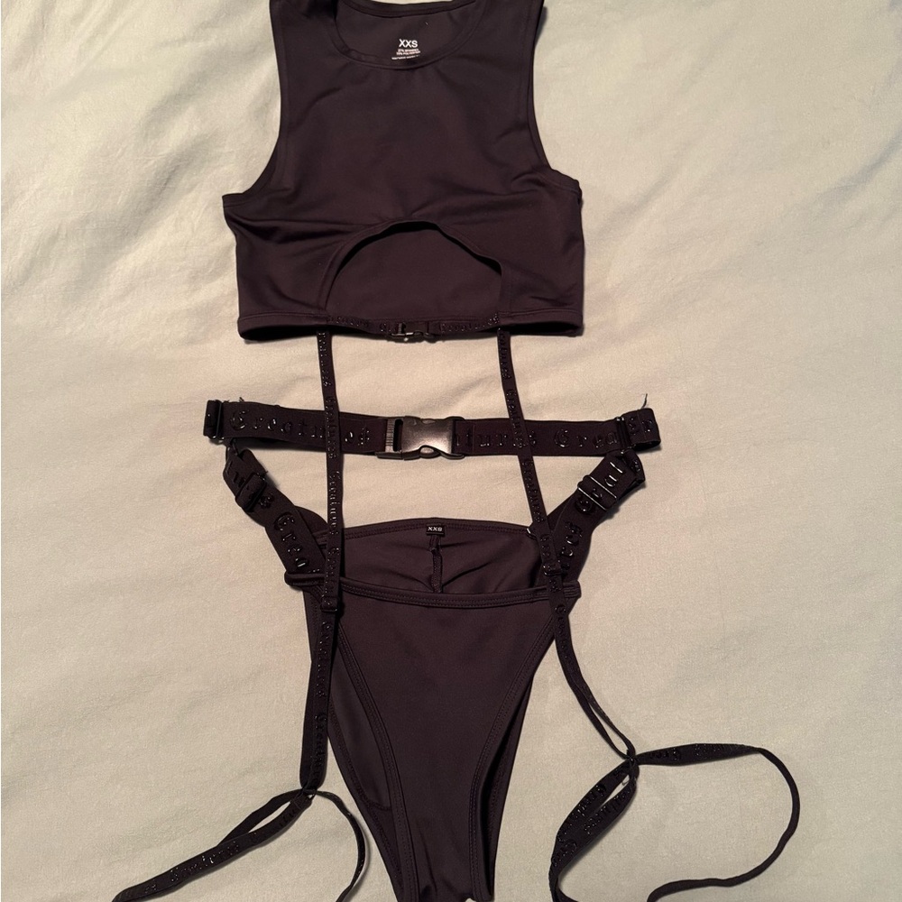 CXIX Buckle Up Pole Set - Black